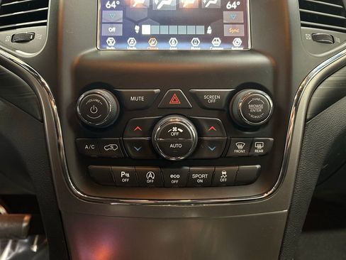 Used 2020 Jeep Grand Cherokee Laredo image 19