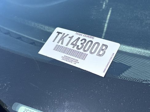 Used 2019 Dodge Challenger SXT w/ Plus Package RWD image 31
