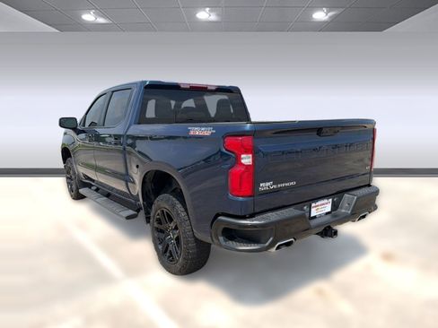 Used 2022 Chevrolet Silverado 1500 LT Trail Boss AWD/4WD image 3