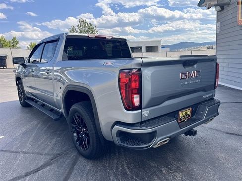 Used 2025 GMC Sierra 1500 Elevation AWD/4WD image 7