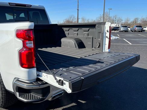 Used 2023 Chevrolet Silverado 1500 LTZ w/ LTZ Convenience Package II image 22