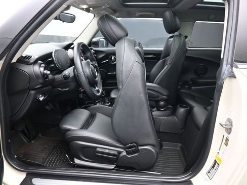 Used 2022 MINI Cooper S image 29