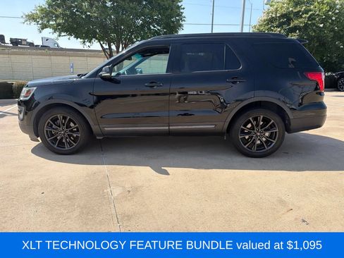 Used 2017 Ford Explorer XLT w/ Equipment Group 202A FWD image 7