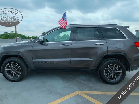 Used 2019 Jeep Grand Cherokee Limited AWD/4WD image 7