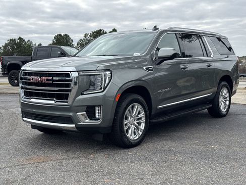 Used 2023 GMC Yukon XL SLT image 5