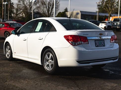 Used 2014 Chevrolet Cruze LT w/ RS Package image 10