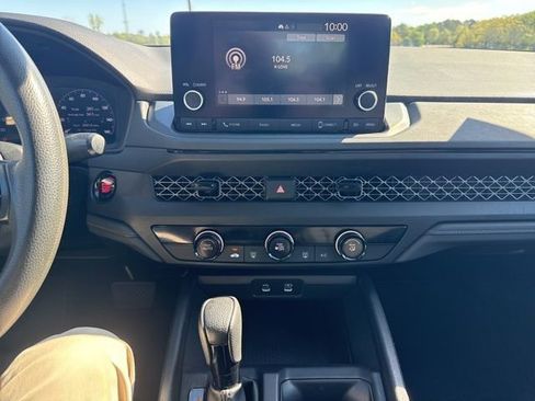 Used 2024 Honda Accord LX image 19