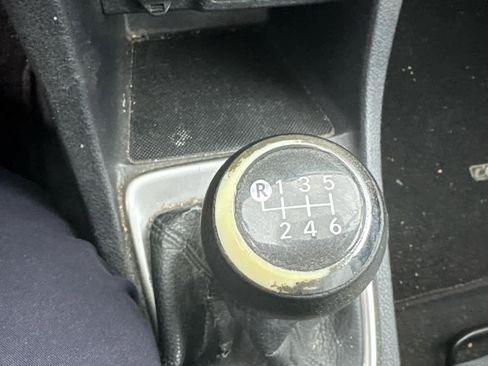 Used 2014 Toyota Corolla L image 9