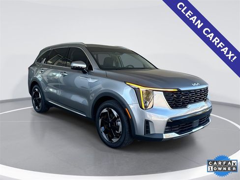 Used 2025 Kia Sorento EX image 49