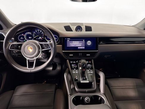 Used 2022 Porsche Cayenne E-Hybrid image 20