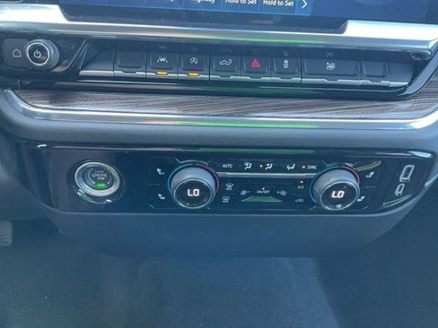 Used 2024 Chevrolet Silverado 1500 LT image 35