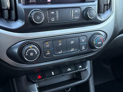 Used 2019 Chevrolet Colorado LT w/ LT Convenience Package RWD image 27