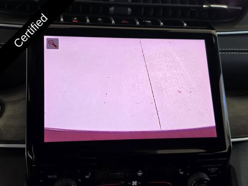 Used 2025 Jeep Grand Cherokee Limited image 17