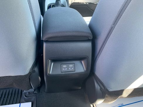 Used 2026 Toyota Corolla SE FWD image 15