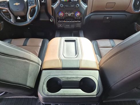 Used 2020 Chevrolet Silverado 2500 High Country w/ Z71 Off-Road Package image 22
