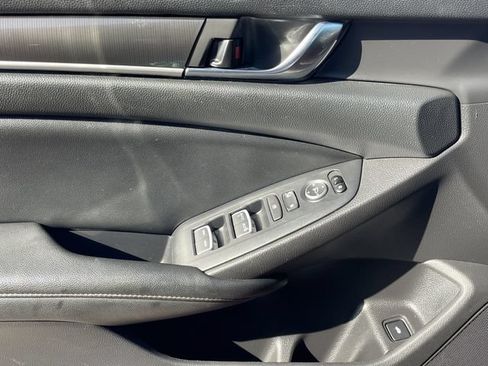 Used 2020 Honda Accord Sport image 23
