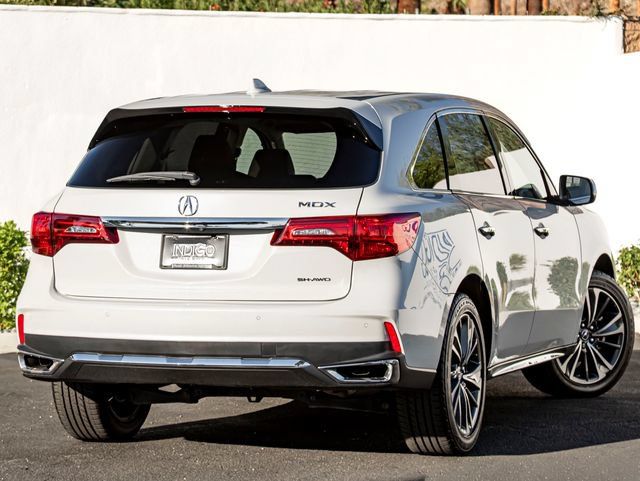 Used 2020 Acura MDX w/ Technology Package AWD/4WD image 6