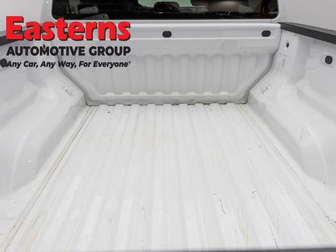 Used 2023 Chevrolet Colorado W/T RWD image 9