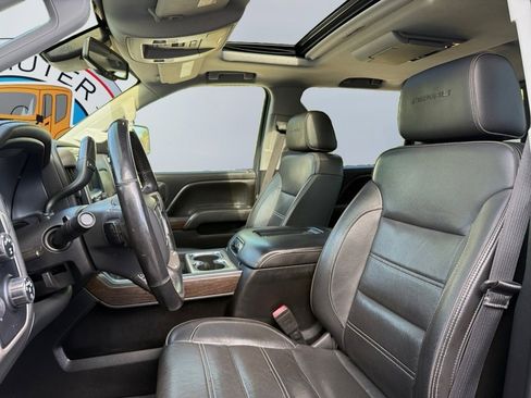 Used 2017 GMC Sierra 3500 Denali w/ Duramax Plus Package image 16