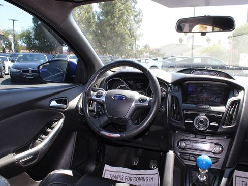 Used 2014 Ford Focus ST w/ Equipment Group 202A FWD image 25
