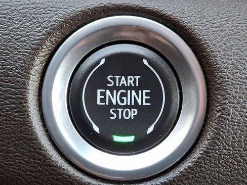 Used 2022 Cadillac Escalade ESV Sport w/ Touring Package image 25