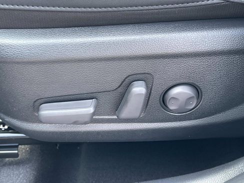 New 2026 Kia Seltos EX image 21