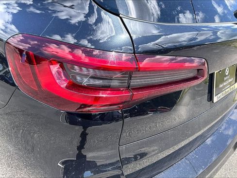 Used 2021 BMW X5 M w/ Competition Package AWD/4WD image 19