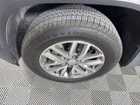 Used 2018 GMC Acadia SLE image 10