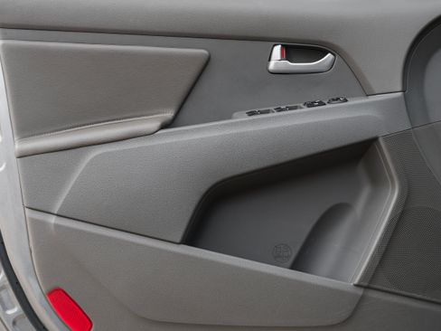 Used 2016 Kia Sportage LX image 20