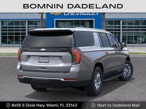 New 2026 Chevrolet Suburban LS image 5