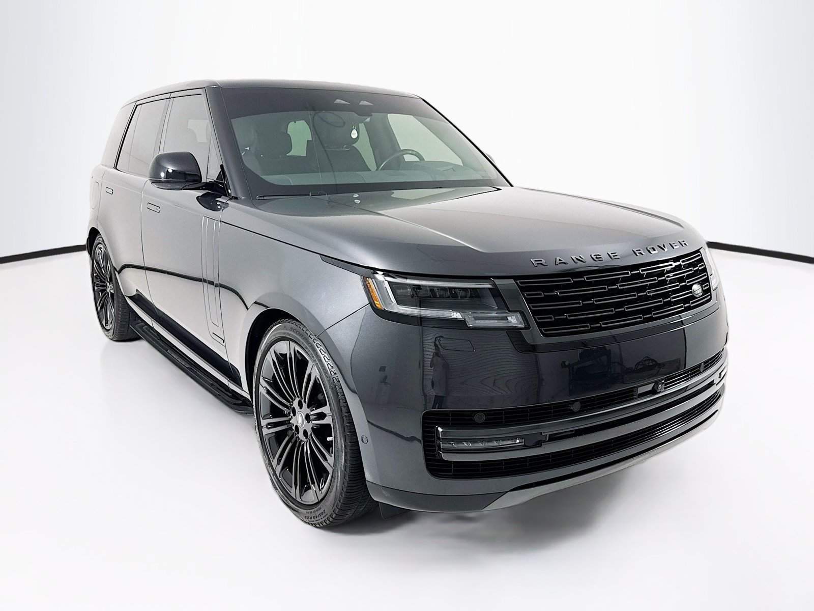 Used 2024 Land Rover Range Rover Autobiography AWD/4WD image 1