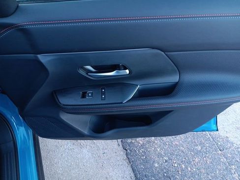 New 2026 Nissan Kicks SR image 22