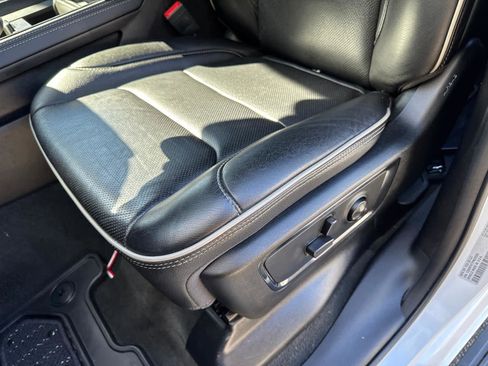 Used 2023 RAM 1500 Limited w/ Body Color Bumper Group image 16