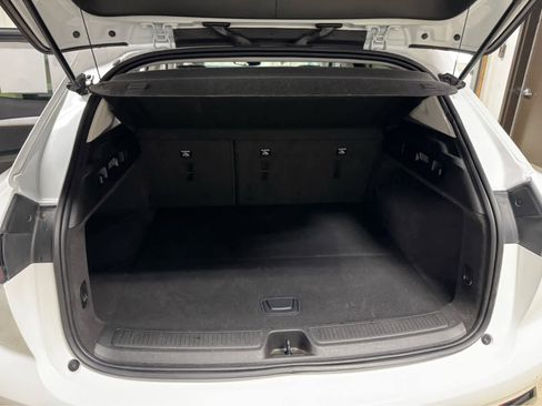 Certified 2025 Buick Envision Sport Touring image 13