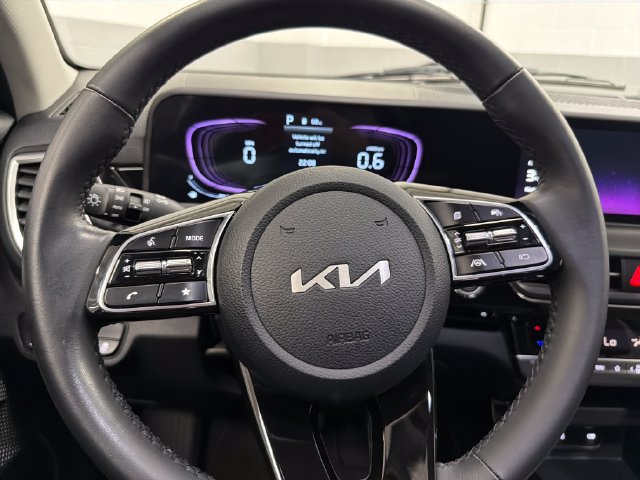 Certified 2025 Kia Seltos S AWD/4WD image 16