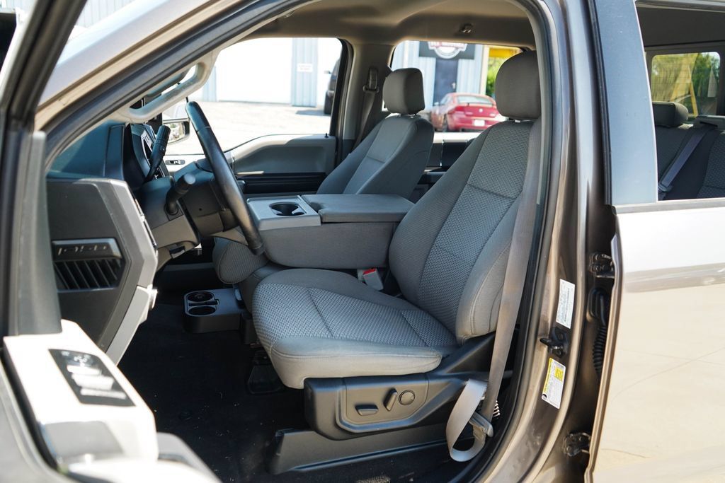 Used 2019 Ford F150 XLT w/ Equipment Group 302A Luxury AWD/4WD image 7