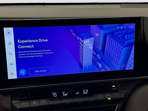 Used 2025 Toyota Camry SE w/ Multimedia Upgrade Package image 22