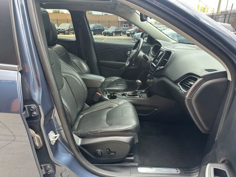 Used 2020 Jeep Cherokee Limited AWD/4WD image 14