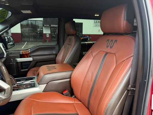 Used 2018 Ford F150 King Ranch w/ Equipment Group 601A Luxury AWD/4WD image 31