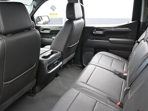 Used 2022 Chevrolet Silverado 1500 LTZ RWD image 43