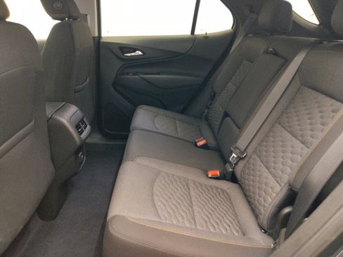 Used 2021 Chevrolet Equinox LT FWD image 18