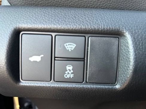 Used 2025 Honda Pilot TrailSport image 26