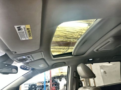 Used 2015 Honda Odyssey EX-L image 24