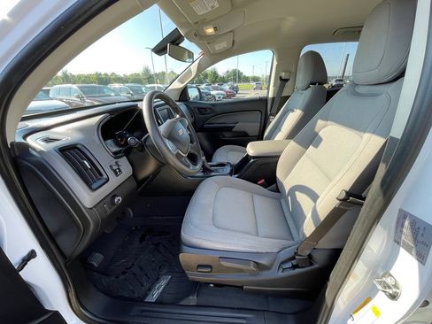 Used 2022 Chevrolet Colorado W/T w/ WT Convenience Package RWD image 13
