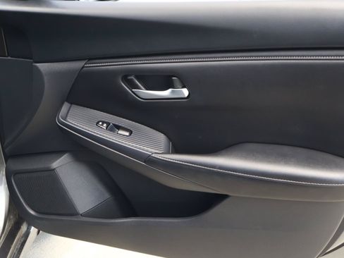 Used 2024 Nissan Sentra SV w/ All-Weather Package FWD image 15