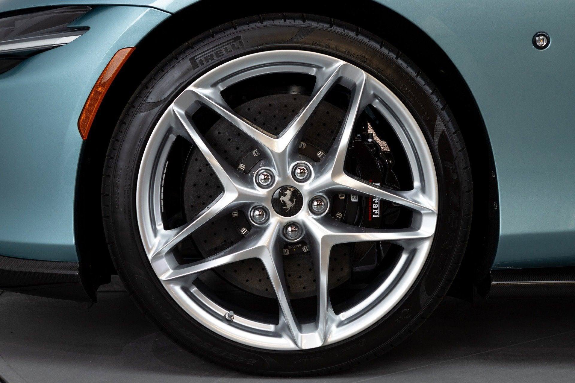 Certified 2024 Ferrari Roma Spider RWD image 23