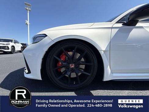 Used 2025 Honda Civic Type R image 11