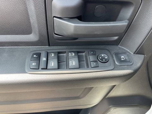 New 2024 RAM 3500 Tradesman w/ Chrome Appearance Group image 25