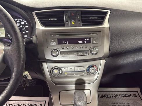 Used 2014 Nissan Sentra S image 21