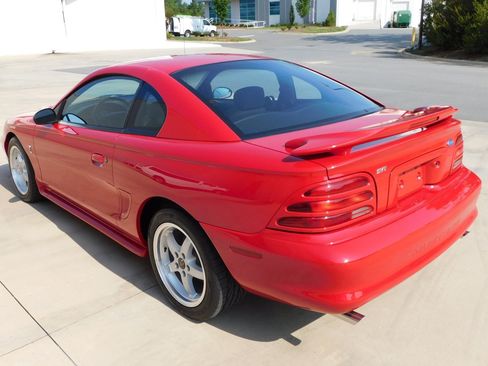 Used 1995 Ford Mustang GT RWD image 18